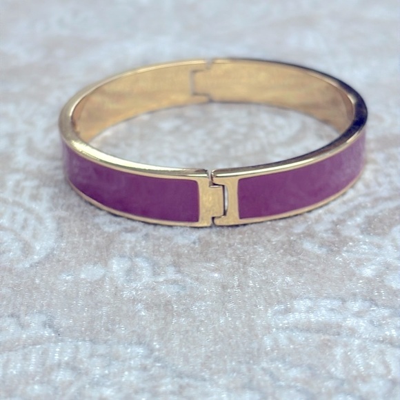 Kate Spade Gold Tone & Magenta Enamel Cuff Bangle Bracelet Cutout Preppy Classic - Picture 9 of 13